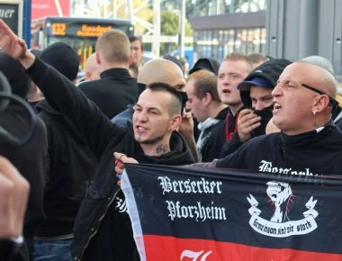 Ματαιώθηκε η πορεία νεοναζί στο Βερολίνο – Μόλις 50 άτομα παρευρέθησαν